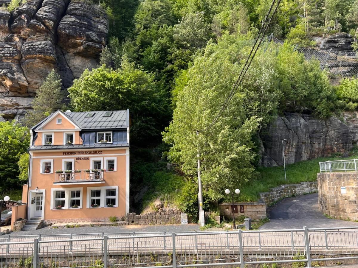 Pension Pod Skalou Hrensko Luaran gambar