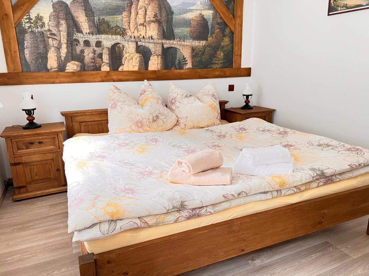 Pension Pod Skalou Hrensko Luaran gambar