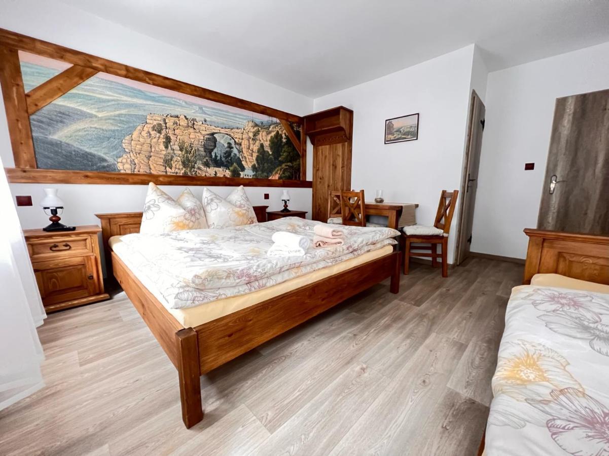 Pension Pod Skalou Hrensko Luaran gambar