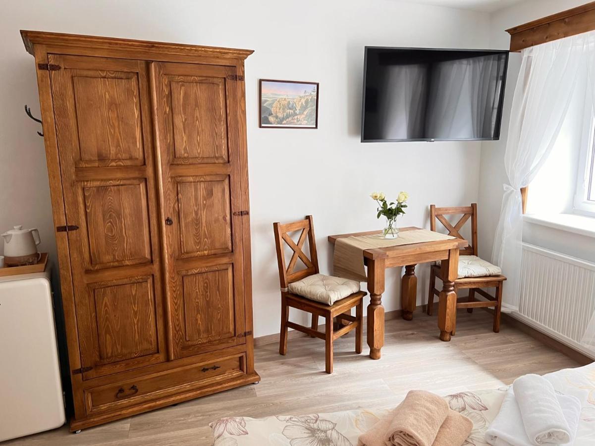 Pension Pod Skalou Hrensko Luaran gambar